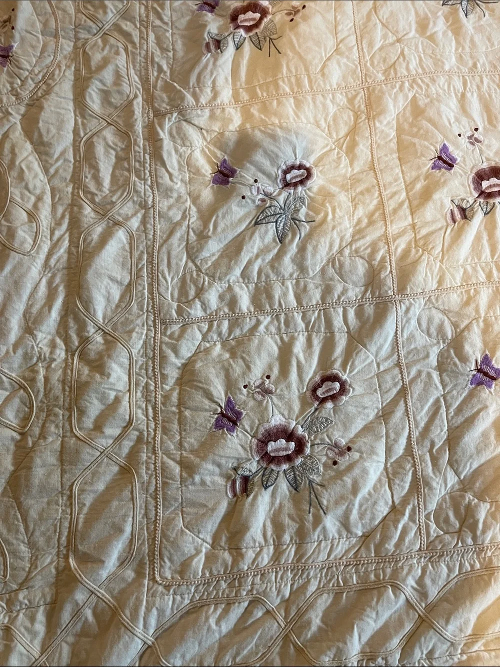 Quilted embroidered floral reversible bedspread cream purple twin throw